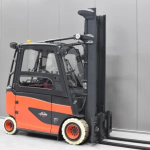 LINDE E 30 HL/600-01-3000 kg jusqu'à 4490 mm