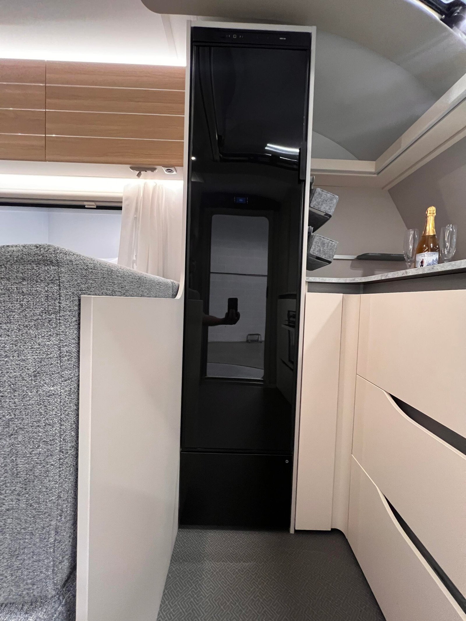 Caravane Adria Adora 613 HT – Image 22