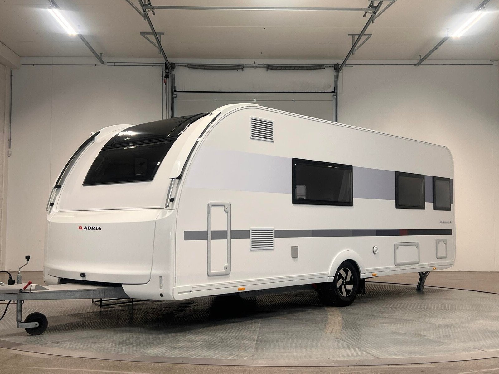 Caravane Adria Adora 613 HT – Image 34