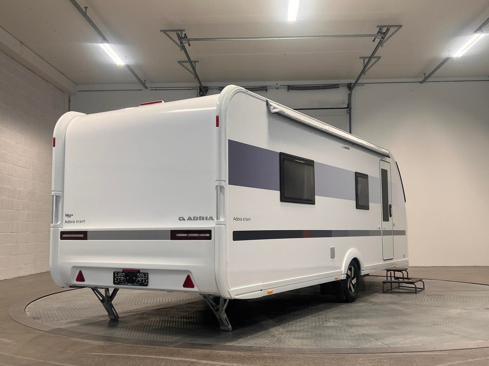 Caravane Adria Adora 613 HT – Image 38