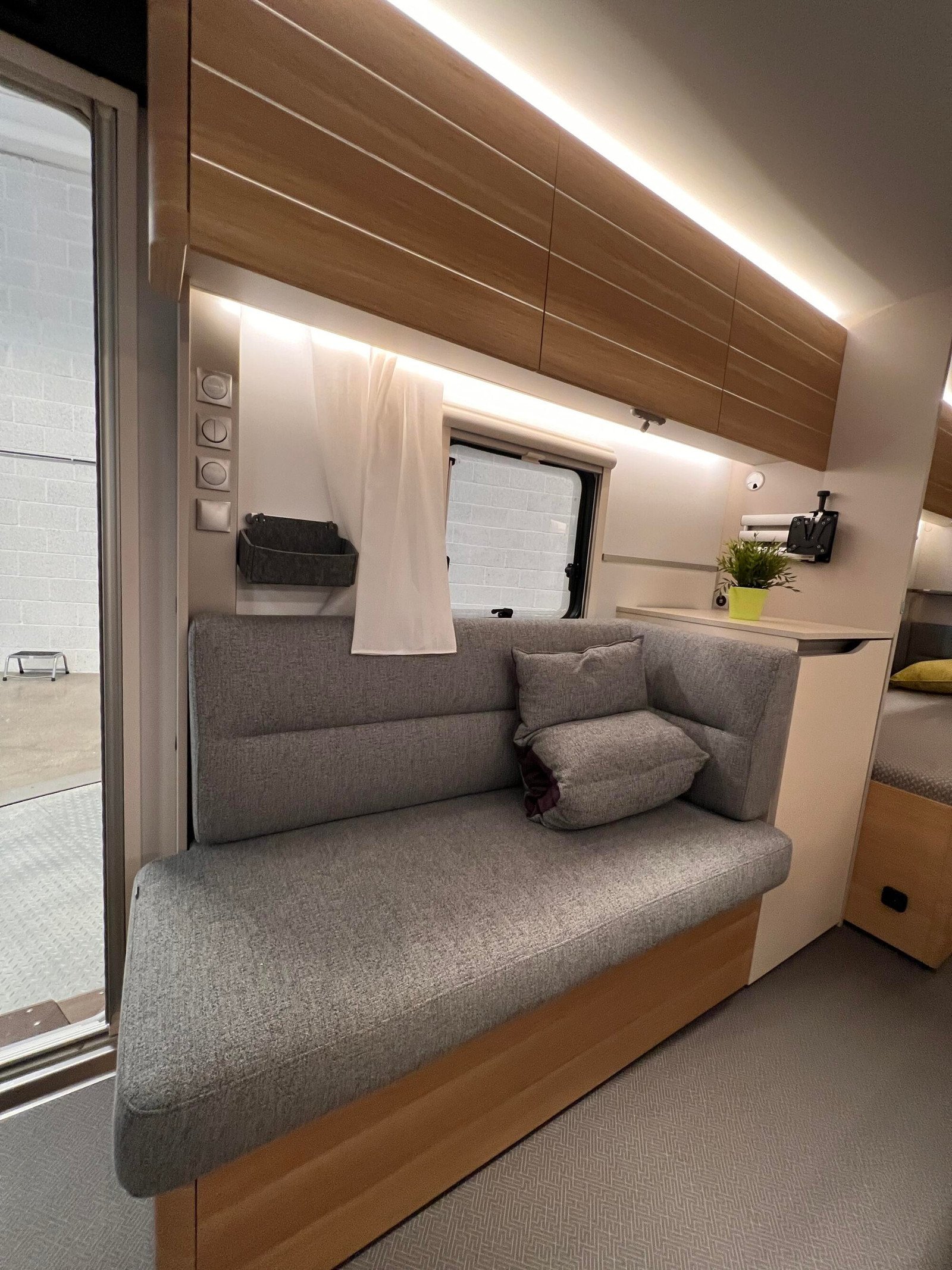 Caravane Adria Adora 613 HT – Image 20